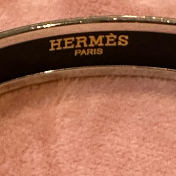 Hermès Caleche Narrow Black Enamel Bangle - Picture 4 of 5